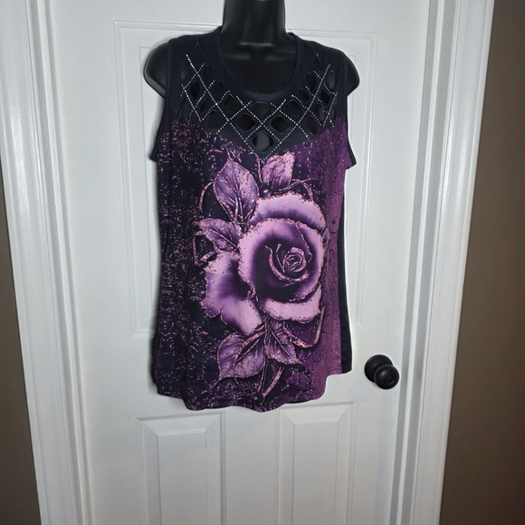 notsure Tops - Sleeveless Purple Rose Print Tank with Lattice Cutout